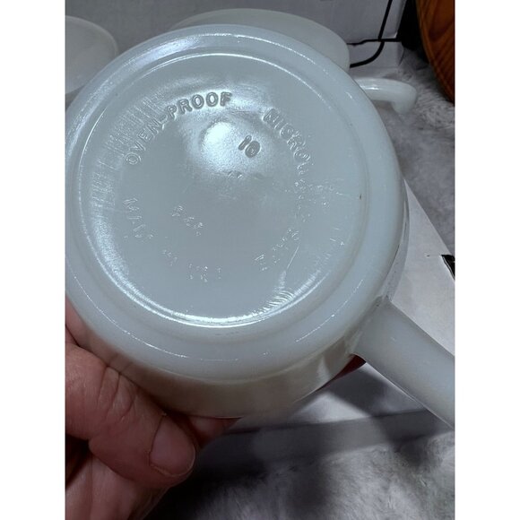 Anchor Hocking Milk Glass Ovenproof Microwaveable Handled Soup Bowls Set Of 4 - Picture 3 of 8